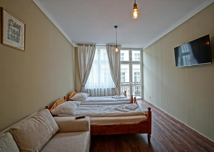 y Grodzka 8